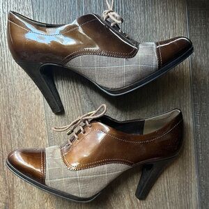 Anne Klein Brown and Tan Heeled Oxfords